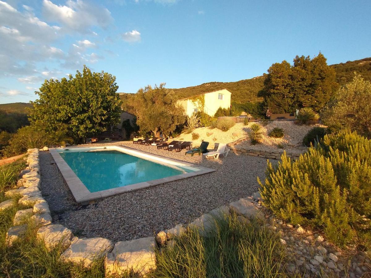 Les Agaves Piscine Panoramique Vue Exceptionnelle Bed & Breakfast Grospierres Exterior photo