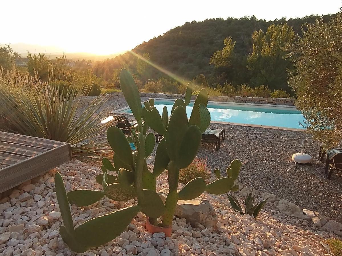 Les Agaves Piscine Panoramique Vue Exceptionnelle Bed & Breakfast Grospierres Exterior photo